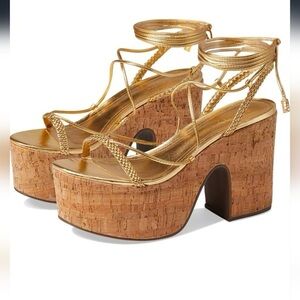 Shutz Maxima Cork Cut Out Platform Sandal in Gold metallic Size 6